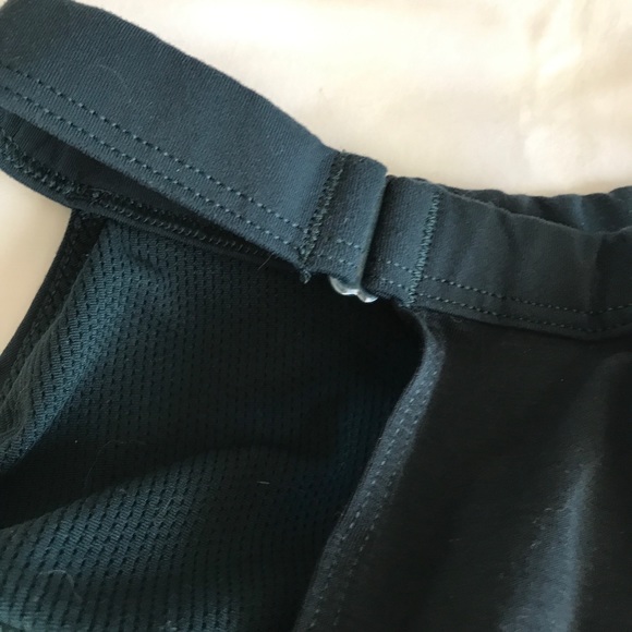 NWOT Athleta mesh halter yoga top - Picture 4 of 6